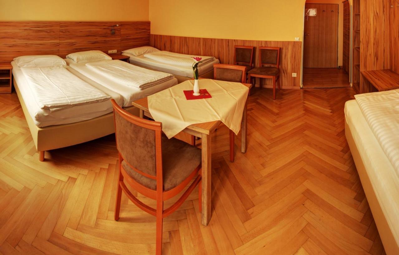 Pension Jahn Salzburg Szoba fotó
